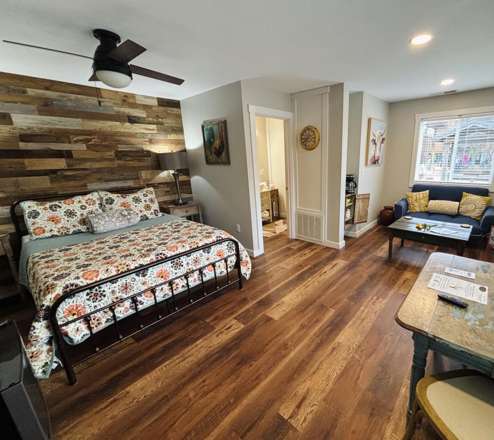 The Iris Garden Downtown Cottages And Suites Nashville Chambre photo